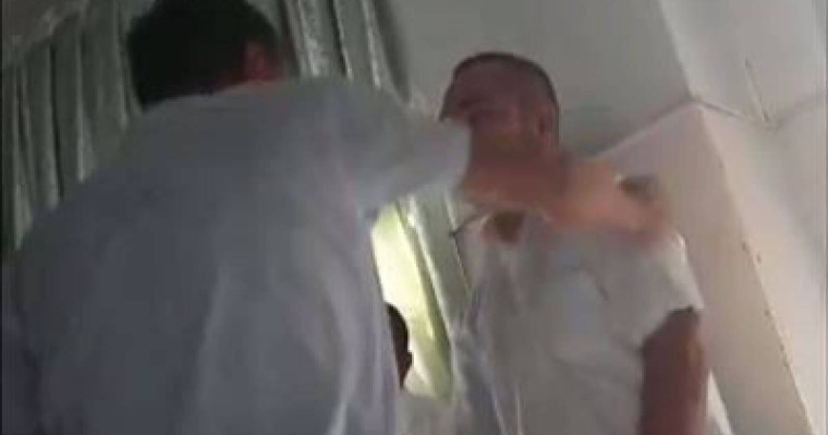 Аудан басшысы шаруаға қол көтеріп, тағы 30 шаруаны қамағысы келген