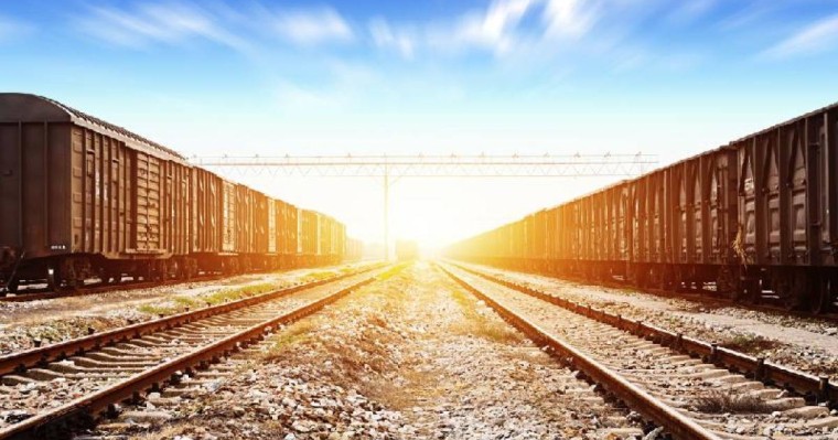 国家铁路公司上半年共运输货物1亿吨