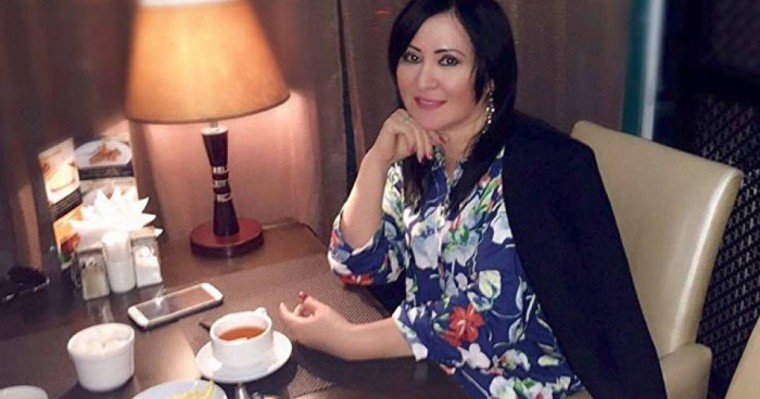 Гауһар Әлімбекова халықтан кешірім сұрап, көзіне жас алды