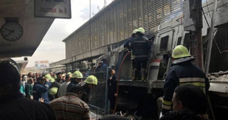 Мысырда поезд рельстен шығып кетіп, 24 адам қаза тапты