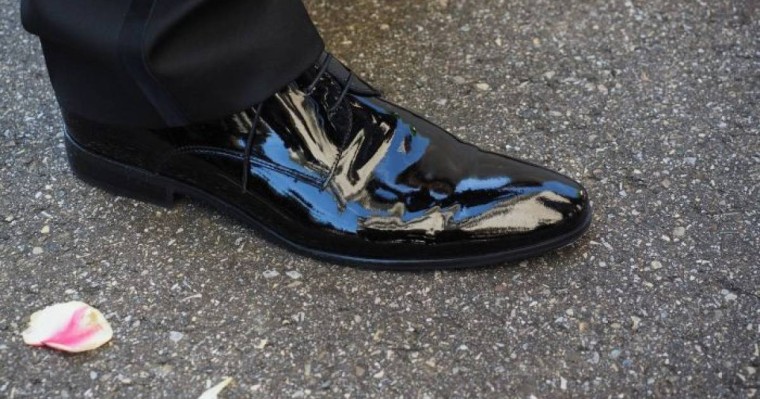 Қасым-Жомарт Тоқаев шымкенттік кәсіпкерге туфли тігуге тапсырыс берді