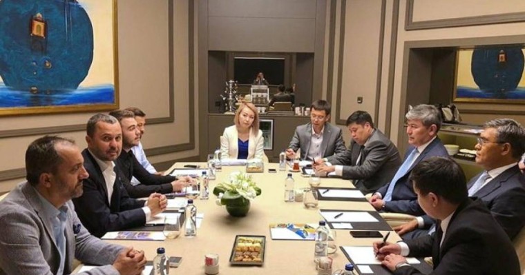 哈萨克斯坦经贸代表团访问伊斯坦布尔