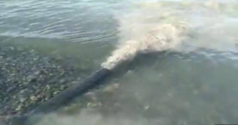 Билік Алакөлге "құбырдан лас су төгіліп жатыр" деген ақпаратты жоққа шығарды