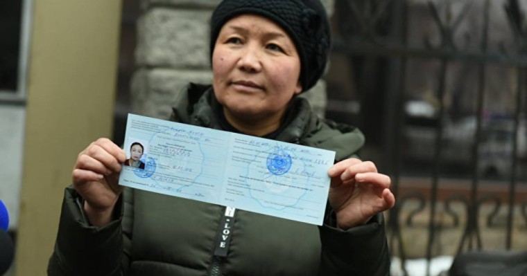 Сайрагүл Сауытбай Қазақстаннан кетті