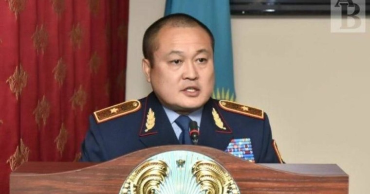 Махамбет Әбісатов өз еркімен жұмыстан кетті