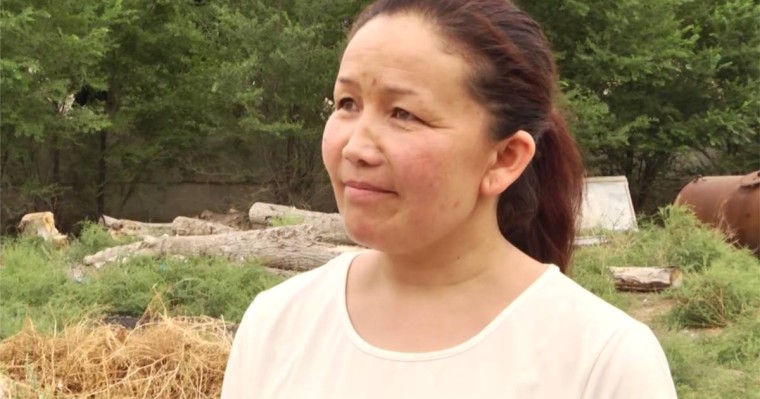 Атамекенінен босқын мәртебесін ала алмаған Сайрагүл Сауытбай Швецияға кетті