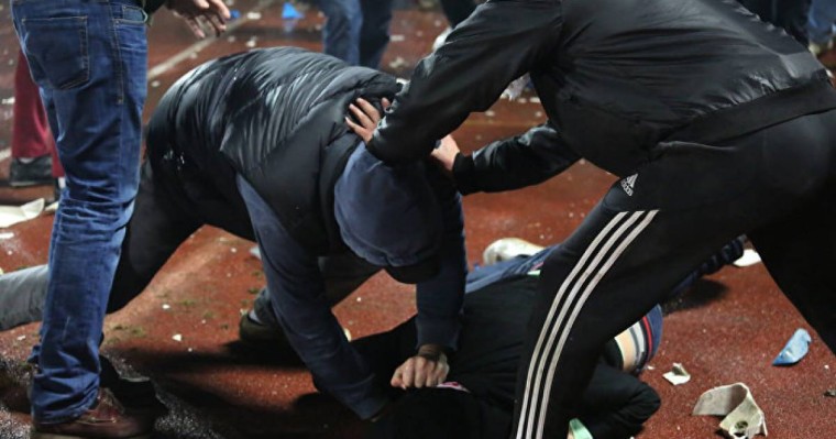 Нұр-Сұлтанда жанкүйерлер арасында төбелес болды – видео