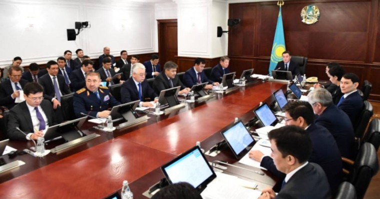 Асқар Мамин: Бес жылда көпбалалы аналарға 28 мың пәтер беріледі - Қазақстан жаңалықтары