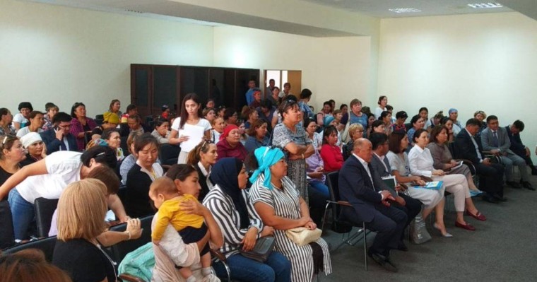 Нұр-Сұлтанда ондаған әйел атаулы әлеуметтік көмекке қатысты шағым айтты