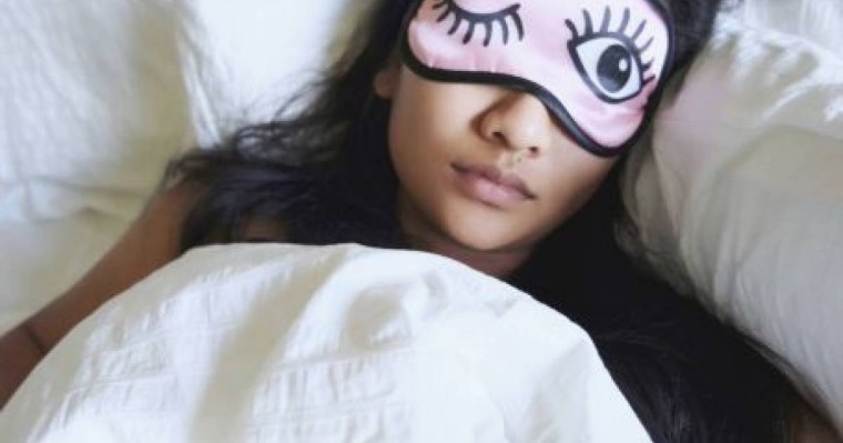 Қыздар жігіттерге қарағанда көп ұйықтауы керек