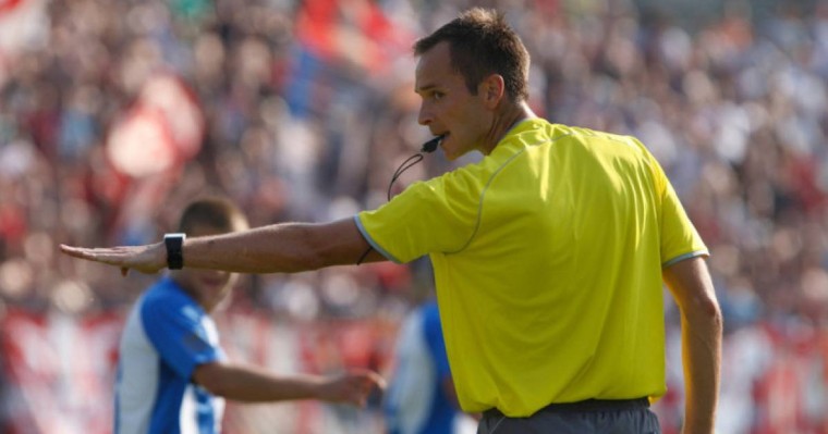 Шотландия матчында сербиялық қазылар төрелік етеді