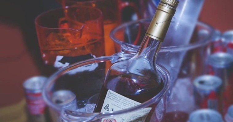 Ішімдік сатуға шек қою ұсынылды