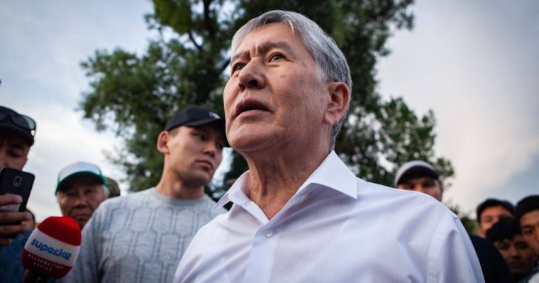 Қырғызстанның бұрынғы президенті Путиннің тасасына тығылды ма?