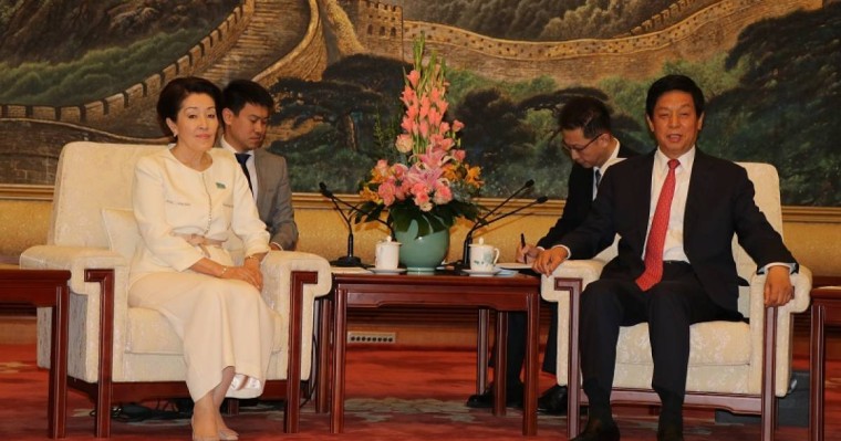 马吉利斯副议长伊希姆巴耶娃率团访问中国