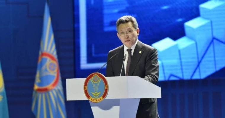 "Бұл жаза сіздерге аз сияқты!" Астана әкімі бірқатар шенеунікке шара қолданды