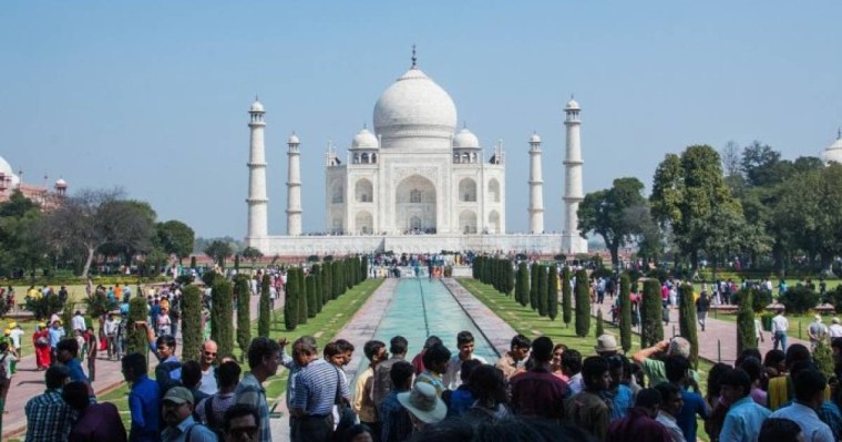 Үндістанда қазақстандық азамат жалған әуе билетін жасағыны үшін ұсталды