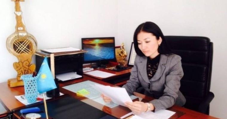 Қазақша өлең: Мақпал Мыса (Қыз бұрымы)