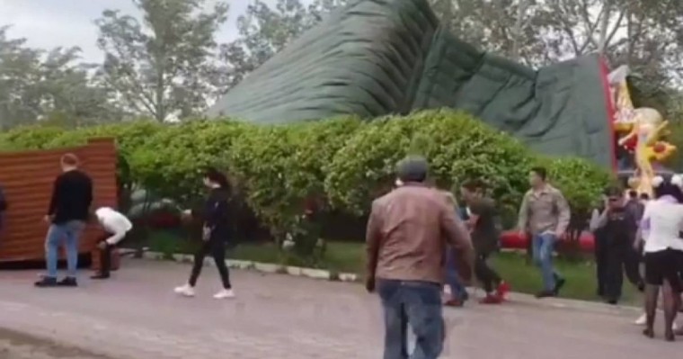 Қарағандыда батут аударылып қалды: Ұлттық бюро шенеуніктерге қатысты қылмыстық іс қозғады
                                Саябақтар басқармасының басшысы қызметінен босатылды