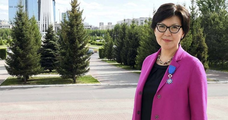 哈萨克斯坦大使被授予法国国家功勋奖章