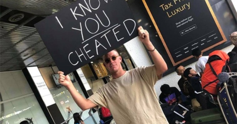 ​Қалыңдығын әуежайда қарсы алған жігіт Желі жұлдызына айналды