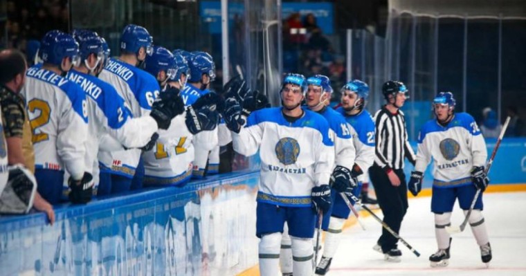 Қазақстан хоккейшілері Швецияны ойсырата ұтты