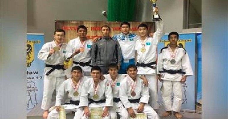 Қазақстандық дзюдошылар Польшадан 7 медаль жеңіп алды