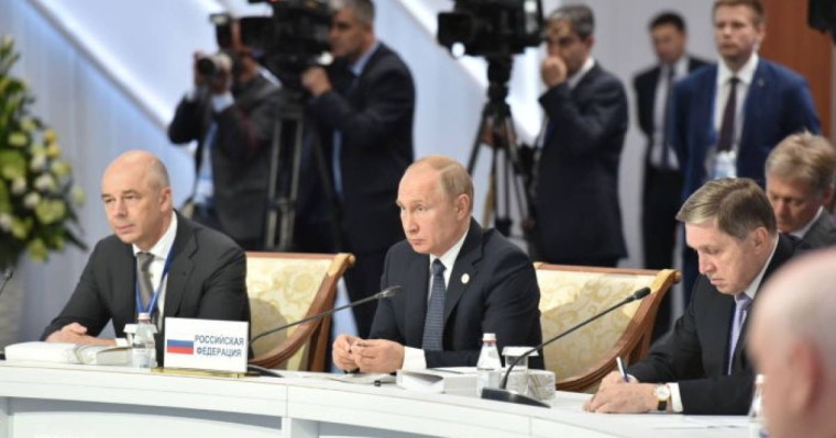 Путин Назарбаевқа жаңа мәртебе не үшін берілгенін түсіндірді