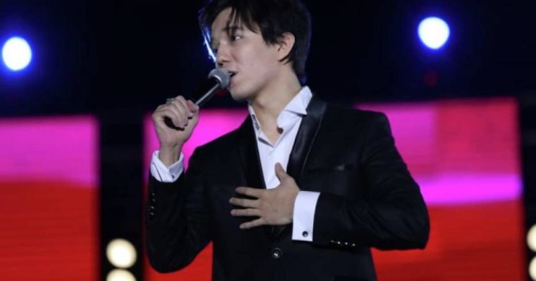 Ақтөбе жұртшылығы Димаш Құдайбергенге ерекше құрмет көрсетті