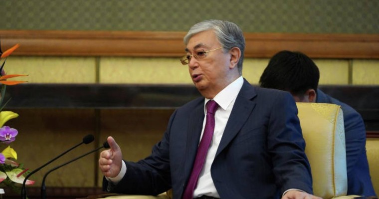 Ресейлік дипломат Тоқаев қытай тілінің арқасында қандай ерлік жасағанын айтты