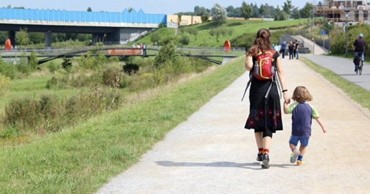 Алматыда әйел балабақшадан 5 жасар баланы ұрлап кетпекші болды – видео