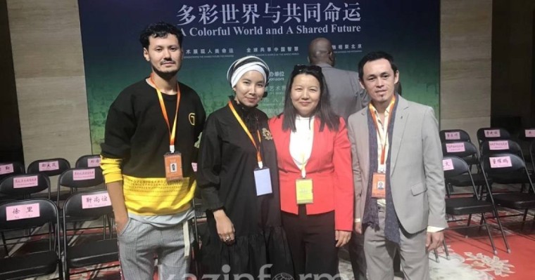 哈萨克斯坦艺术作品在第八届中国北京国际美术双年展展出