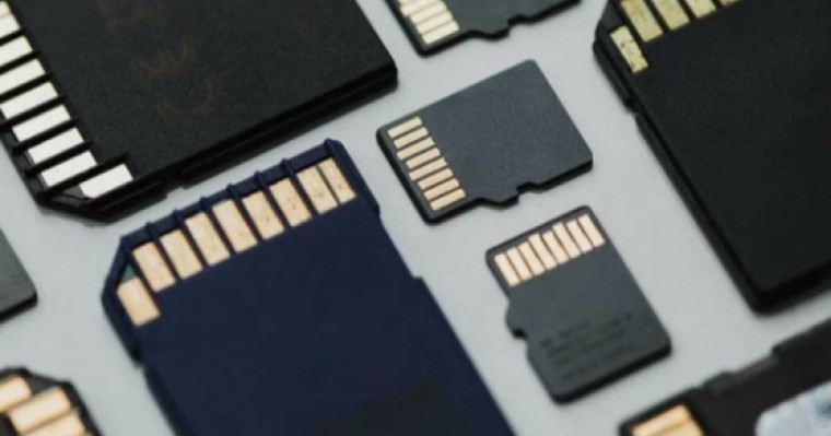 Как объединить память телефона и карты памяти?