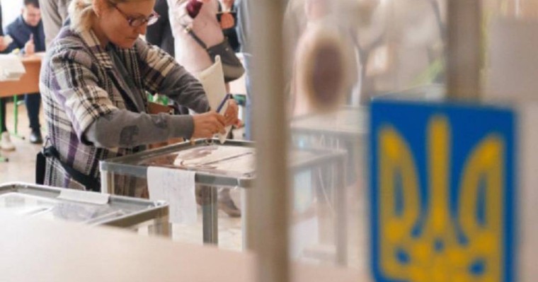 乌克兰开始举行议会选举