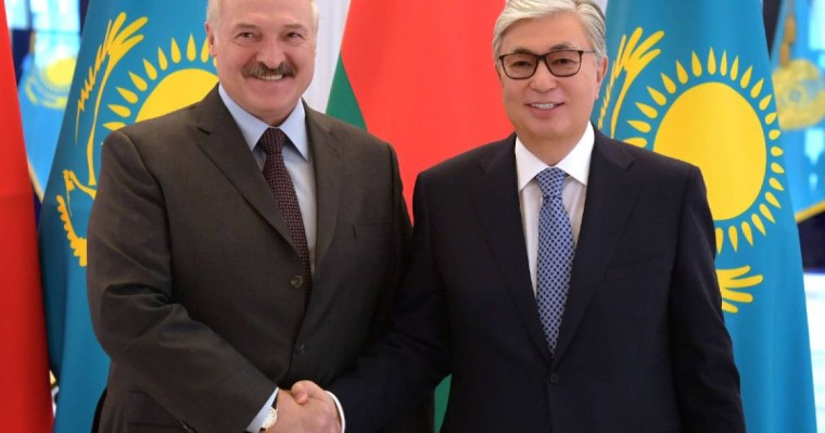 托卡耶夫总统会见白俄罗斯总统卢卡申科