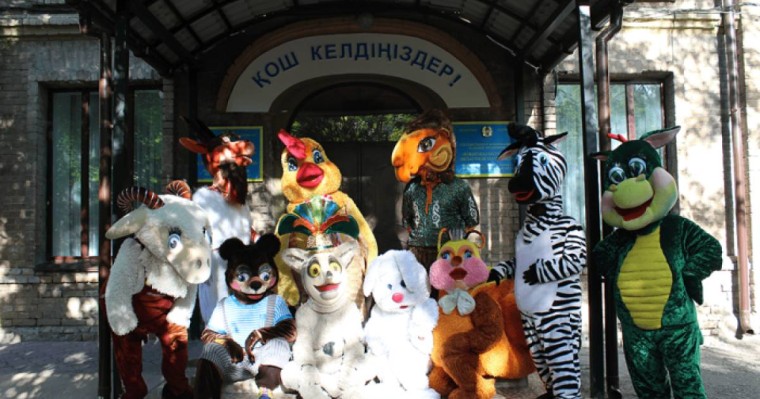 Оңтүстік Қазақстан облыстық қуыршақ театры туралы мәлімет: құрылу тарихы мен жетістіктері