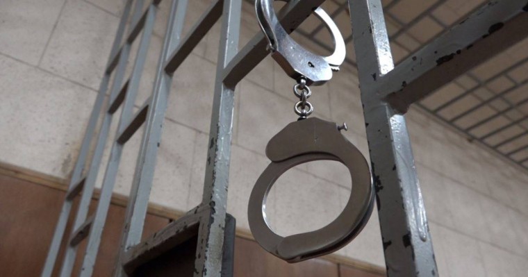 Кеден бекетінің 20 қызметкері пара алды деген күдікке ілінді