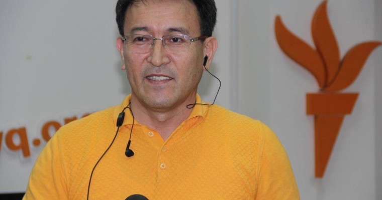 Полиция Арыстан хабар таратқан Азаттық тілшісіне "сұрақтары бар" екенін айтты