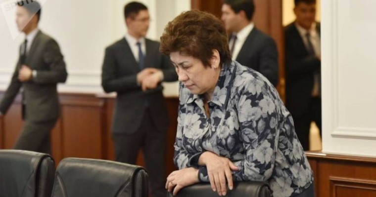 Тестілеу орталығындағы шу: білім министрі отставкаға кете ме?