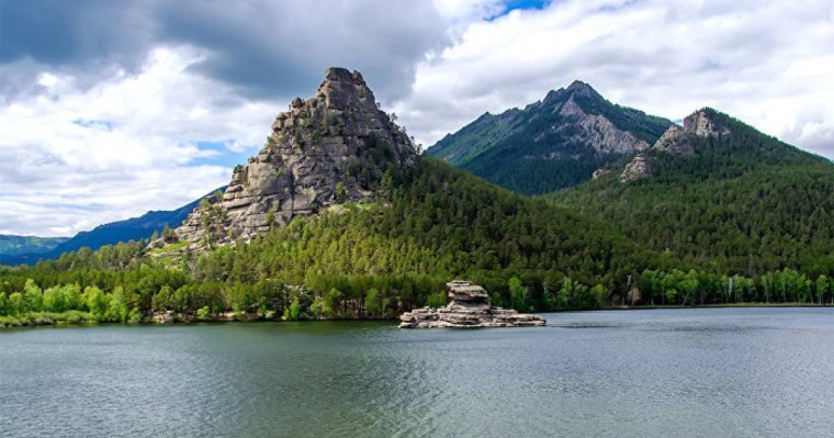 Бурабайда Жеке батыр өртенді