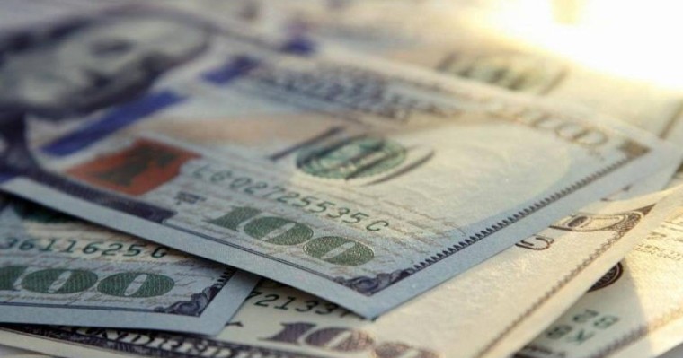 今日美元兑坚戈终盘汇率1:387.53