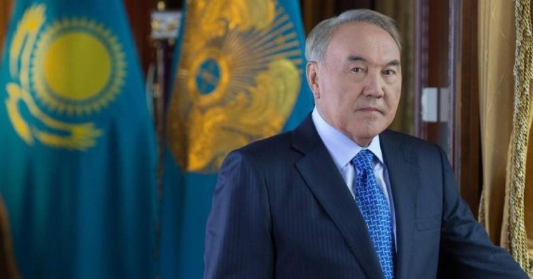 纳扎尔巴耶夫就法国前总统希拉克逝世致唁电