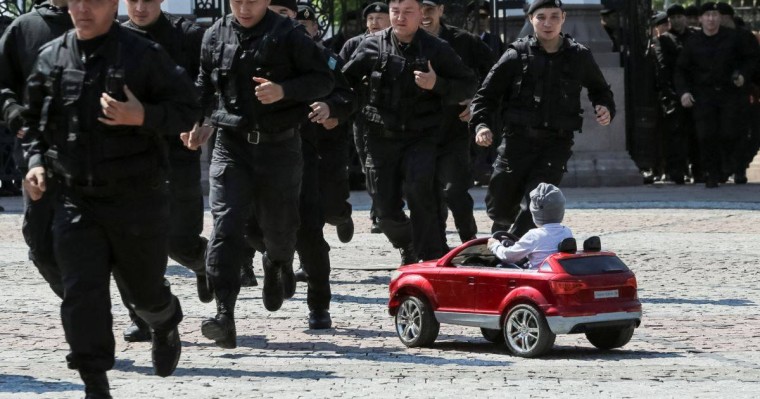 Денис Тен қайтқалы бір жыл. ІІМ әлі “реформаланып” жатыр