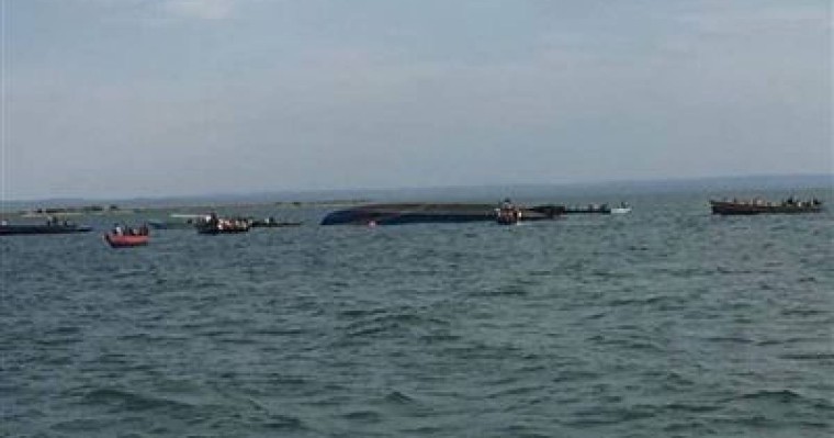 Кеме апатынан 30-ға жуық адам қаза тапты