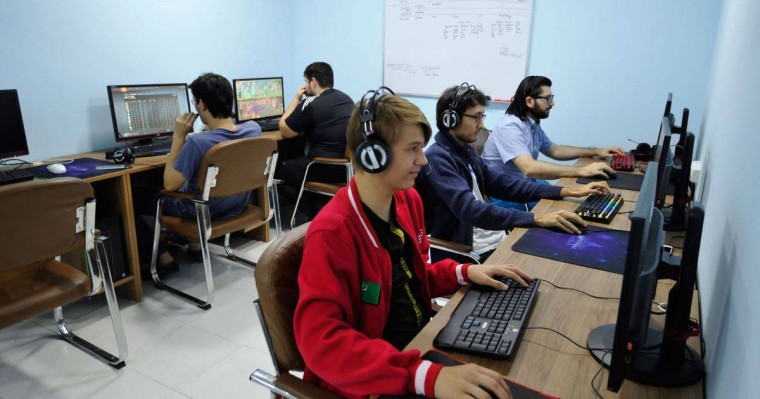 ДСҰ "ойынға тәуелдікті" ресми түрде ауру деп мойындады