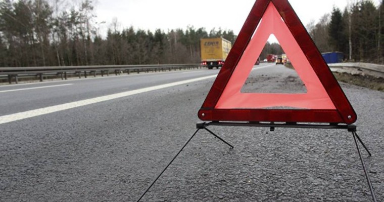 Өскеменде көлік адам қағып кетті, соңында күтпеген оқиға болды – видео