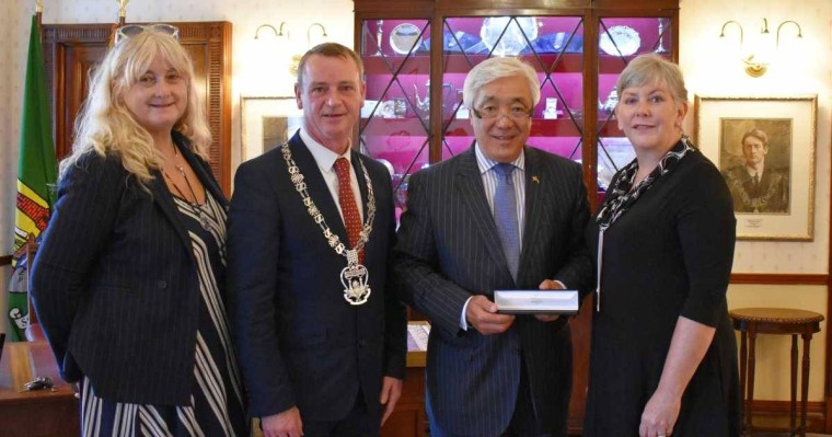 哈萨克斯坦与爱尔兰将加强区域合作