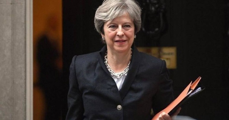 英国首相特蕾莎·梅宣布将辞职