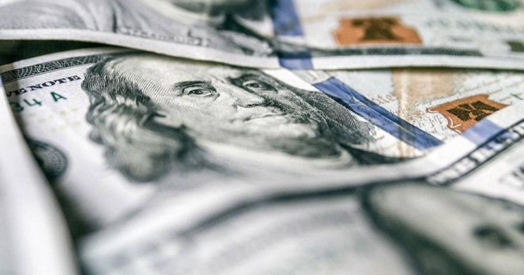 今日美元兑坚戈终盘汇率1:383.04