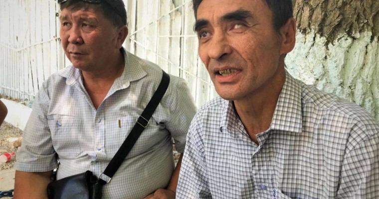 Шымкентте 10 тәулікке қамалған белсенді босап шықты