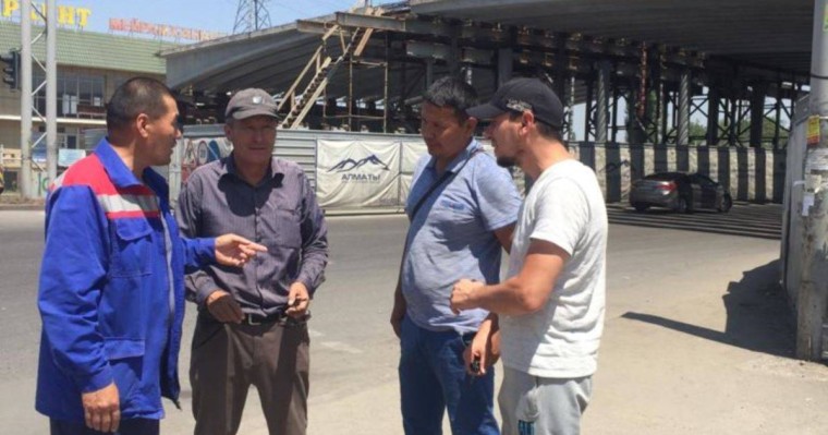 Алматыда көпір құрылысшылары жалақысын даулады